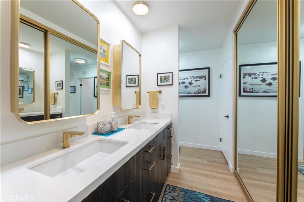 210 Grand 102 Property Photo 29