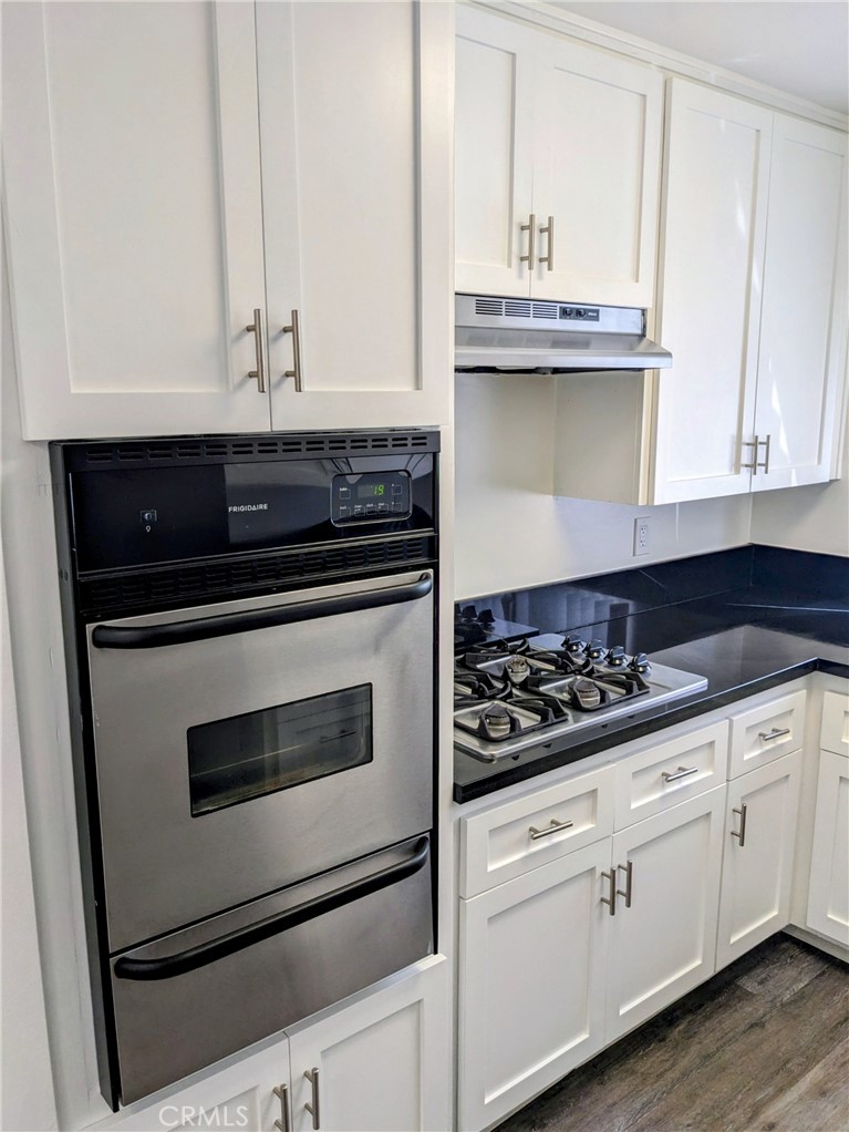 11948 Darlington Avenue 3 Property Photo 5