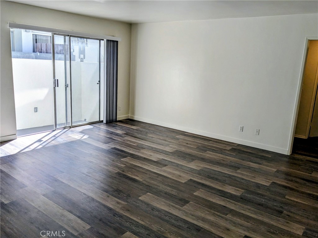 11948 Darlington Avenue 3 Property Photo 7