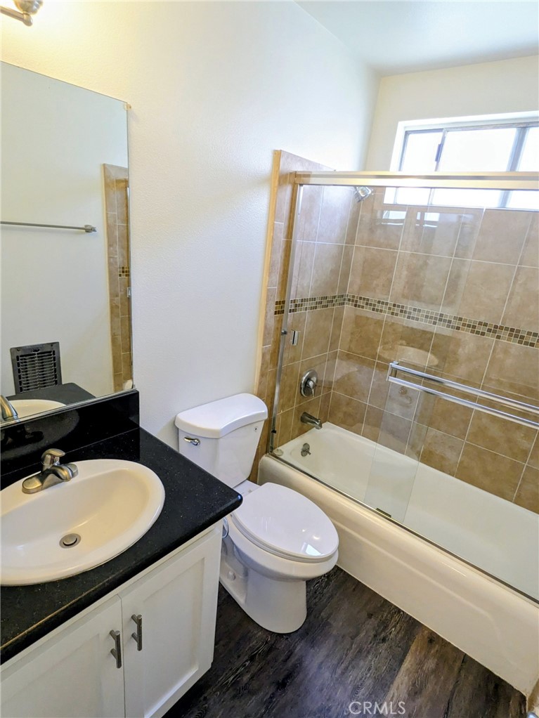 11948 Darlington Avenue 3 Property Photo 8