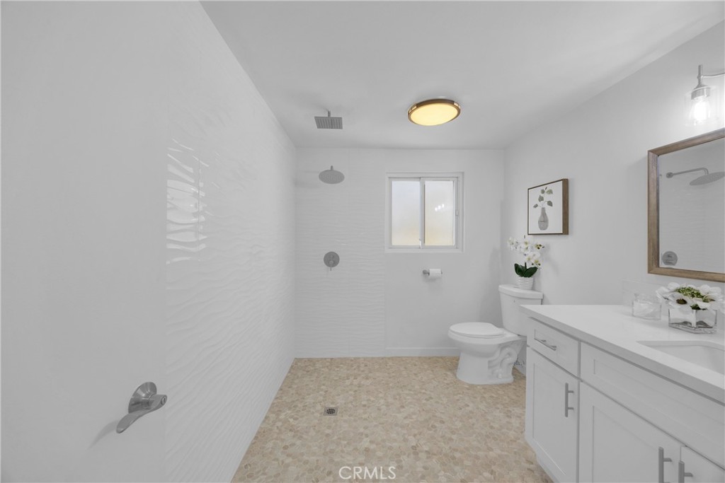 8101 Redford Lane Property Photo 26