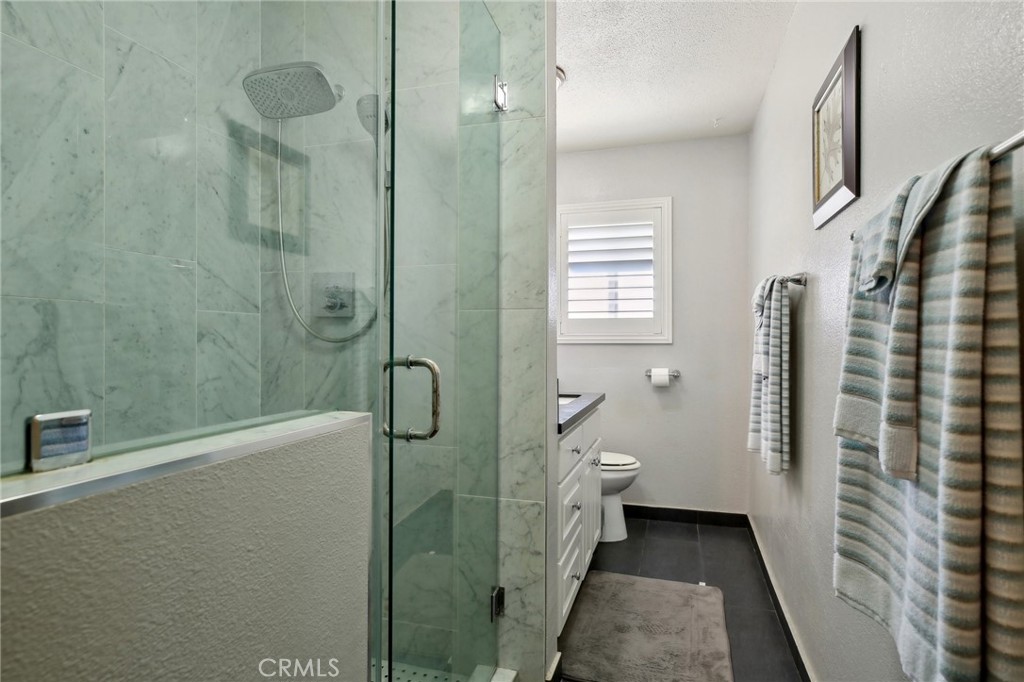 105 N Trevor Street Property Photo 10