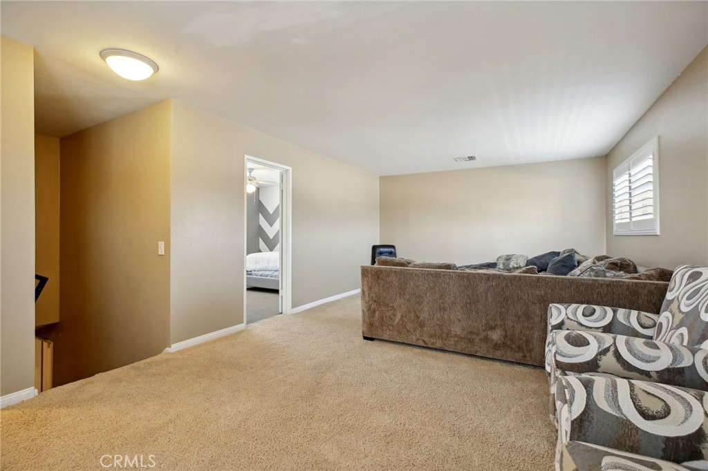 105 N Trevor Street Property Photo 20
