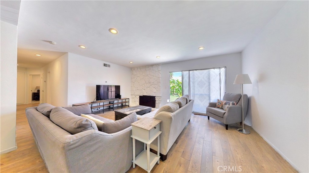 6101 Cornell Property Photo 7