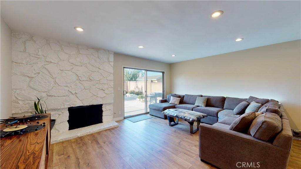 6101 Cornell Property Photo 10
