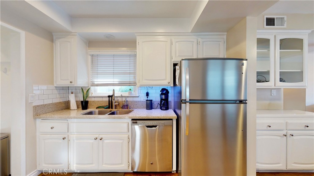 6101 Cornell Property Photo 11