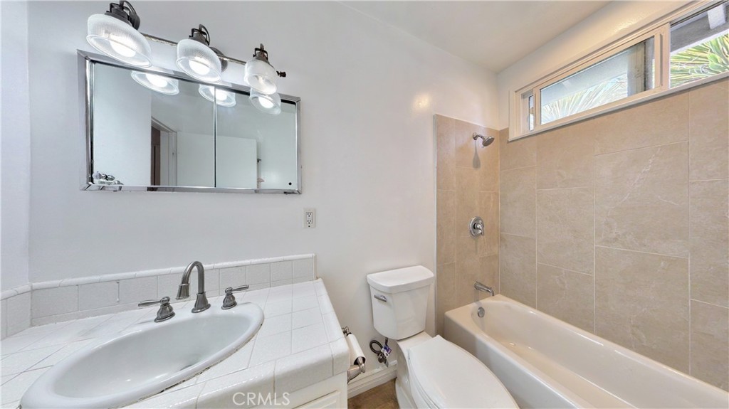 6101 Cornell Property Photo 24