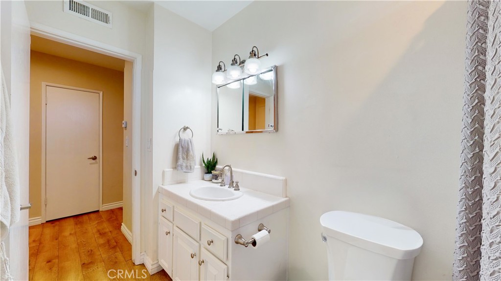 6101 Cornell Property Photo 26