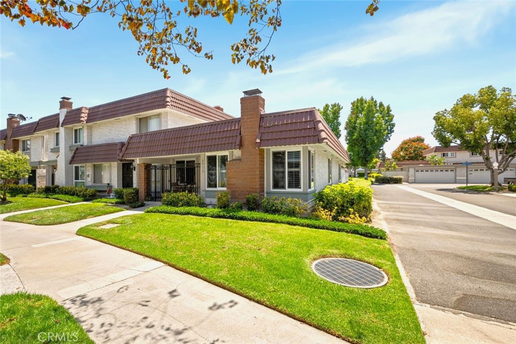6913 Kent Way Property Photo 6