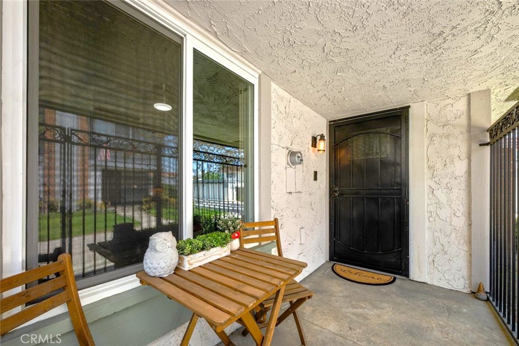 6913 Kent Way Property Photo 13