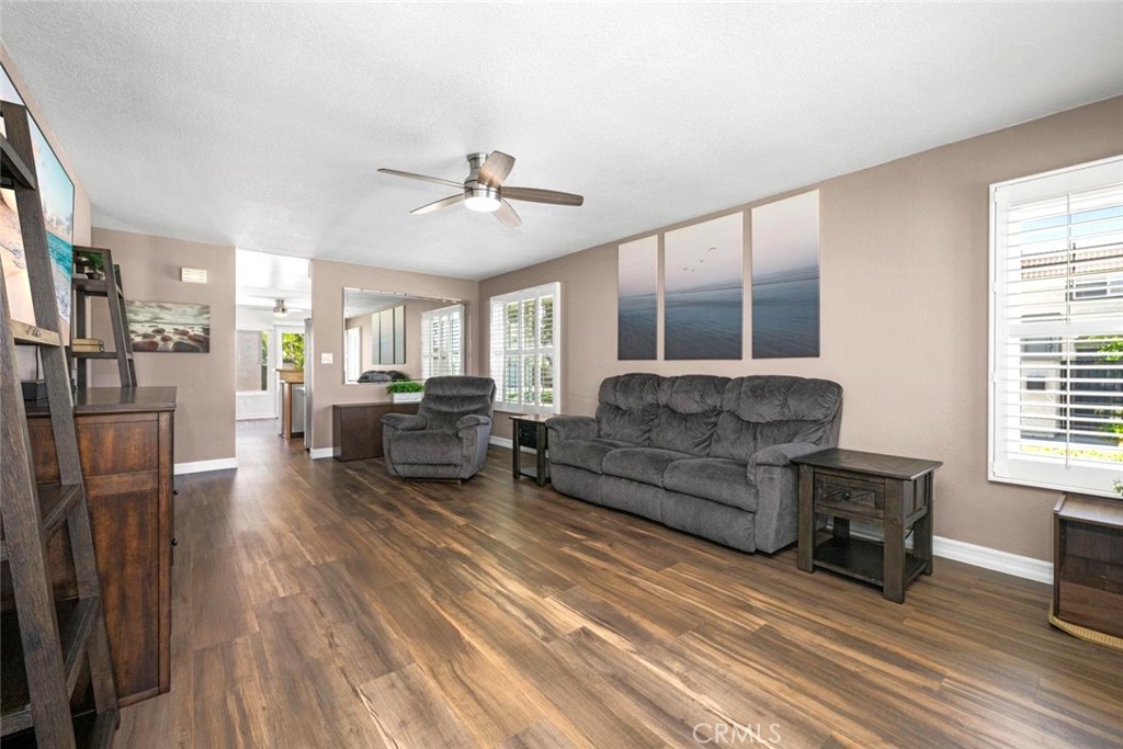 6913 Kent Way Property Photo 18