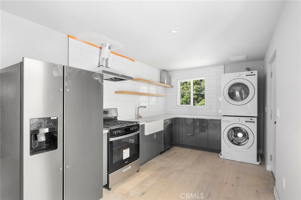 5150 Ithaca Property Photo 4