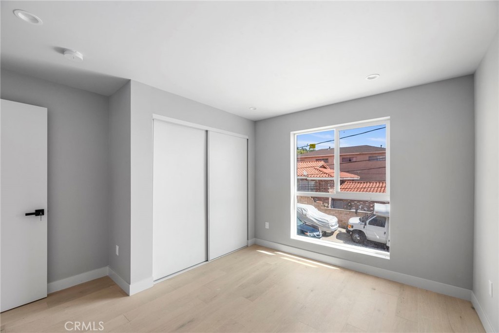 5150 Ithaca Property Photo 11