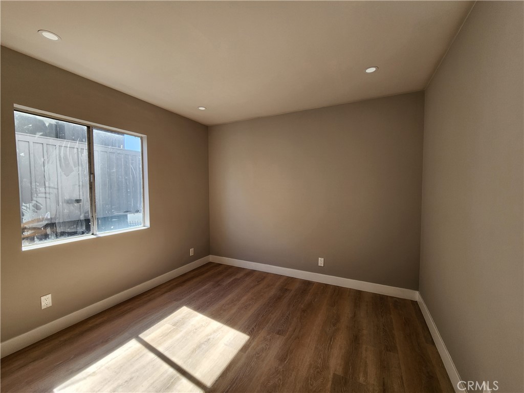 5150 Ithaca Property Photo 32