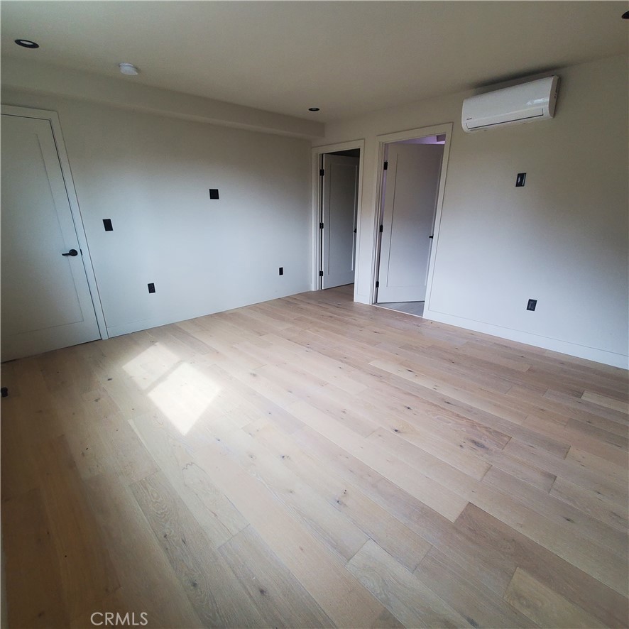 351 S State Property Photo 25