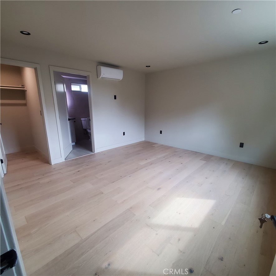 351 S State Property Photo 29