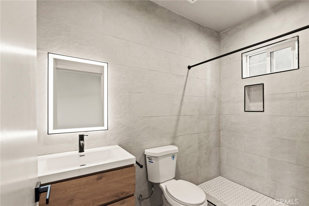 354 N Breed Property Photo 26