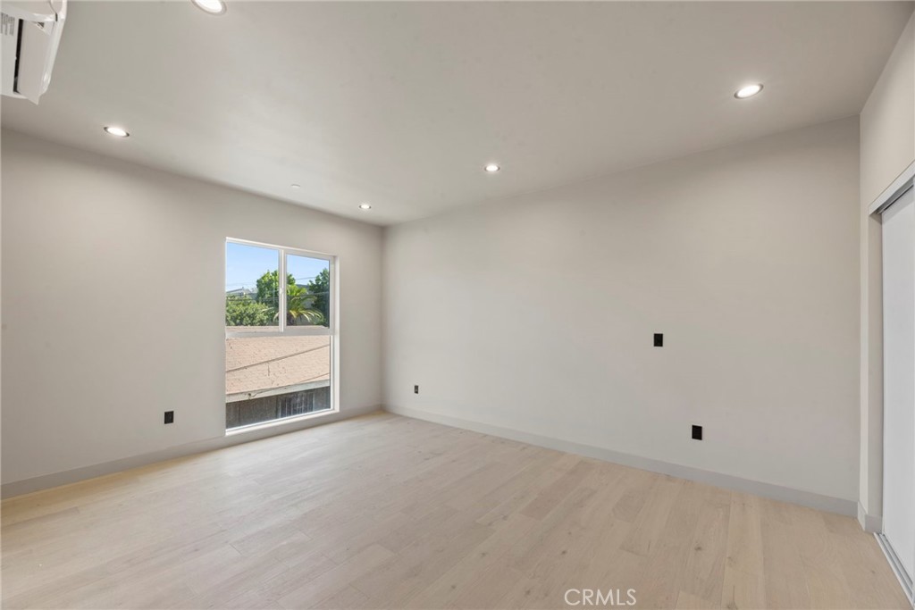 354 N Breed Property Photo 52