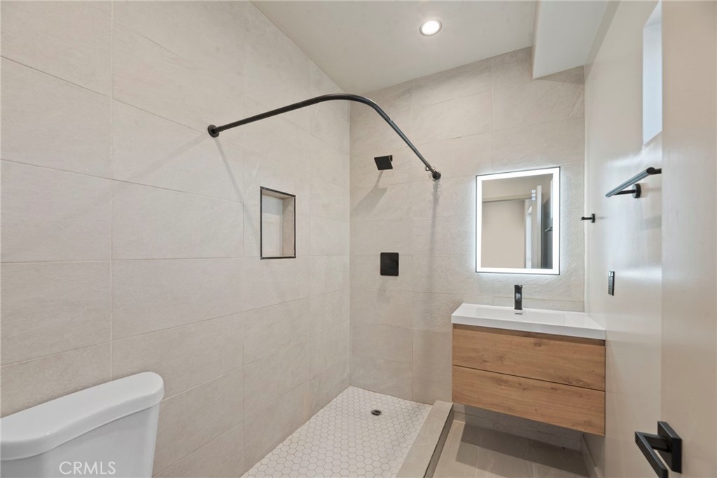 354 N Breed Property Photo 54