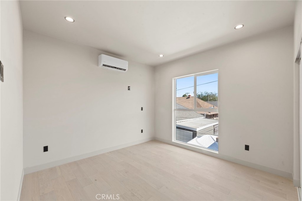 354 N Breed Property Photo 56