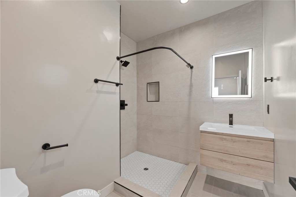354 N Breed Property Photo 67