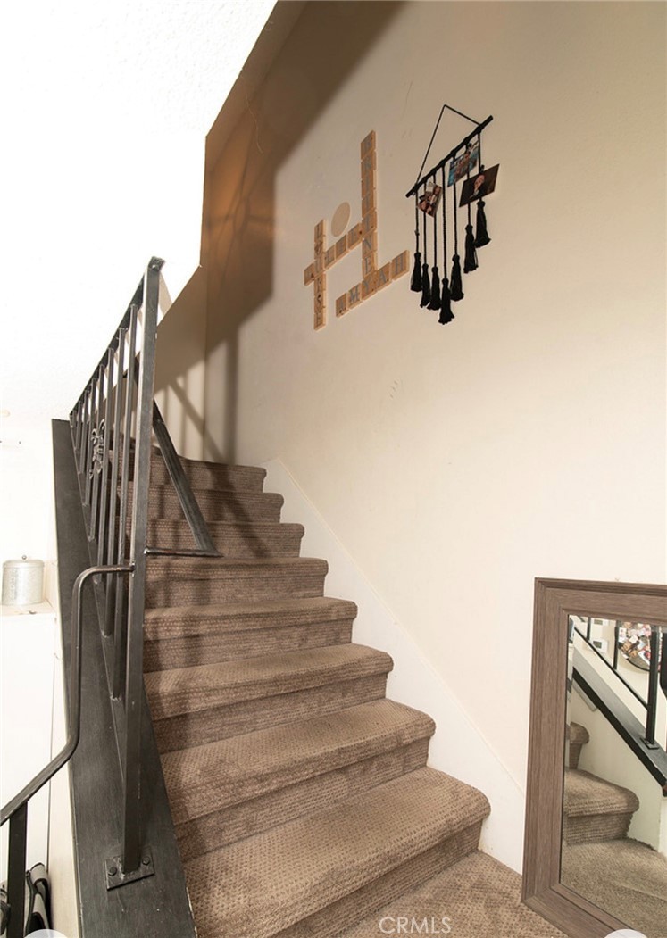 1691 W Recreo Property Photo 4