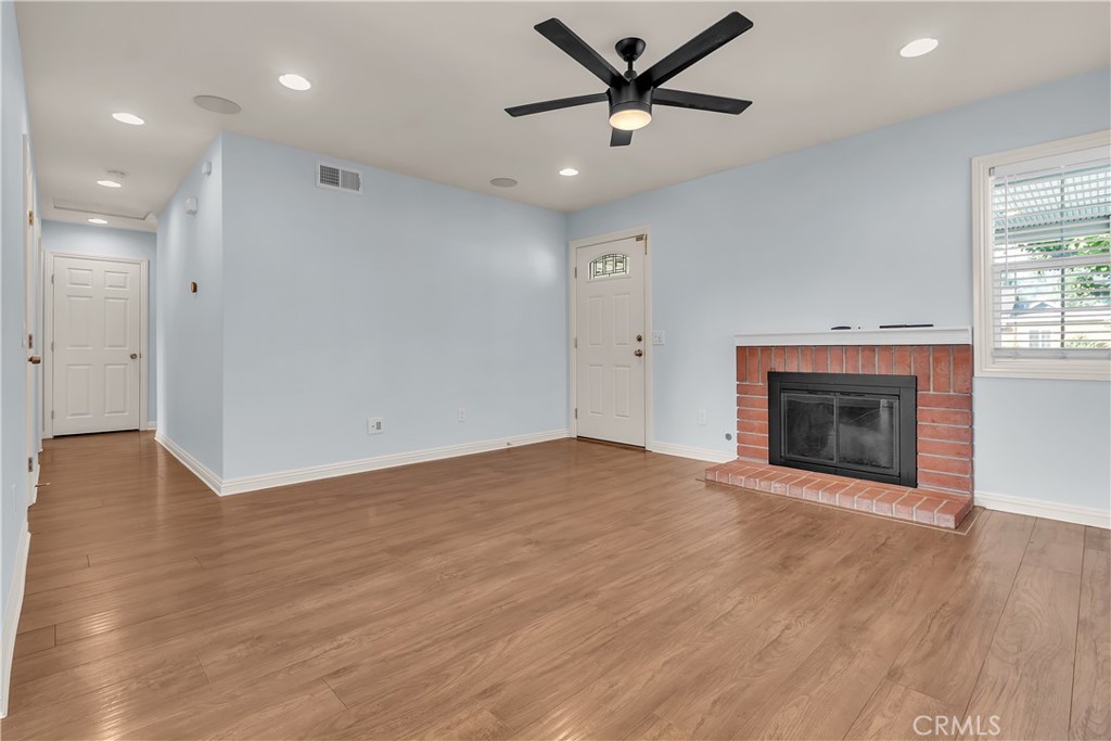 4352 Blueridge Property Photo 7
