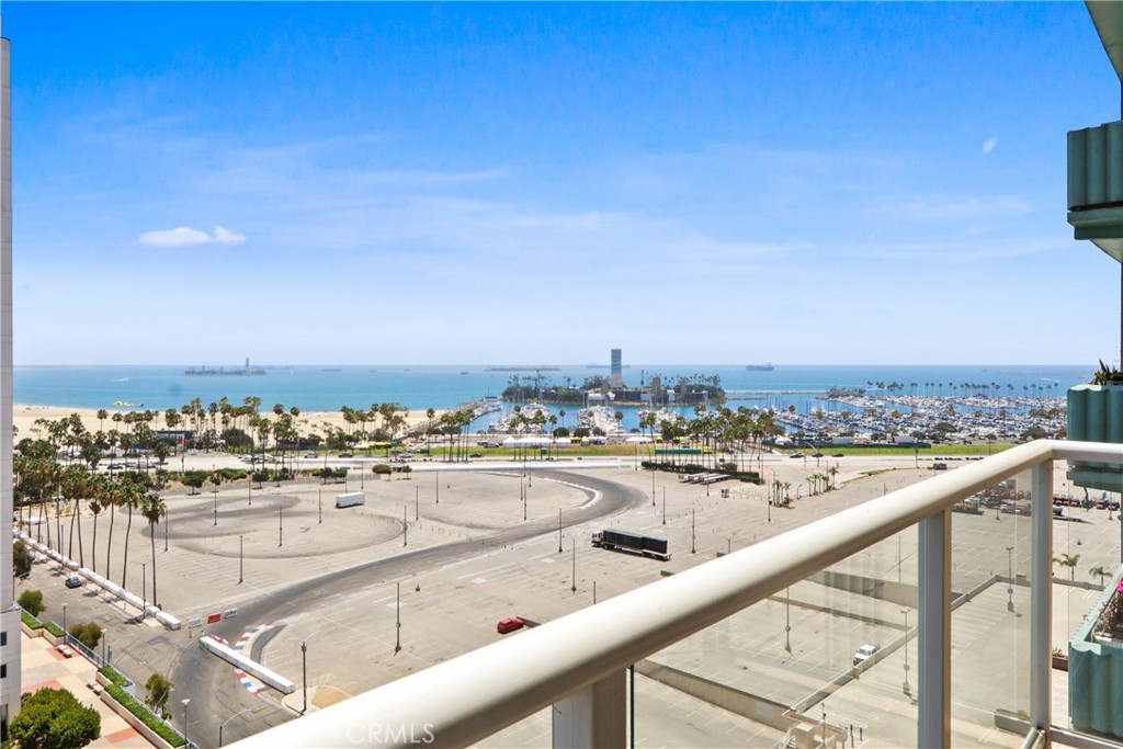 488 E Ocean Boulevard 1114 Property Photo 1