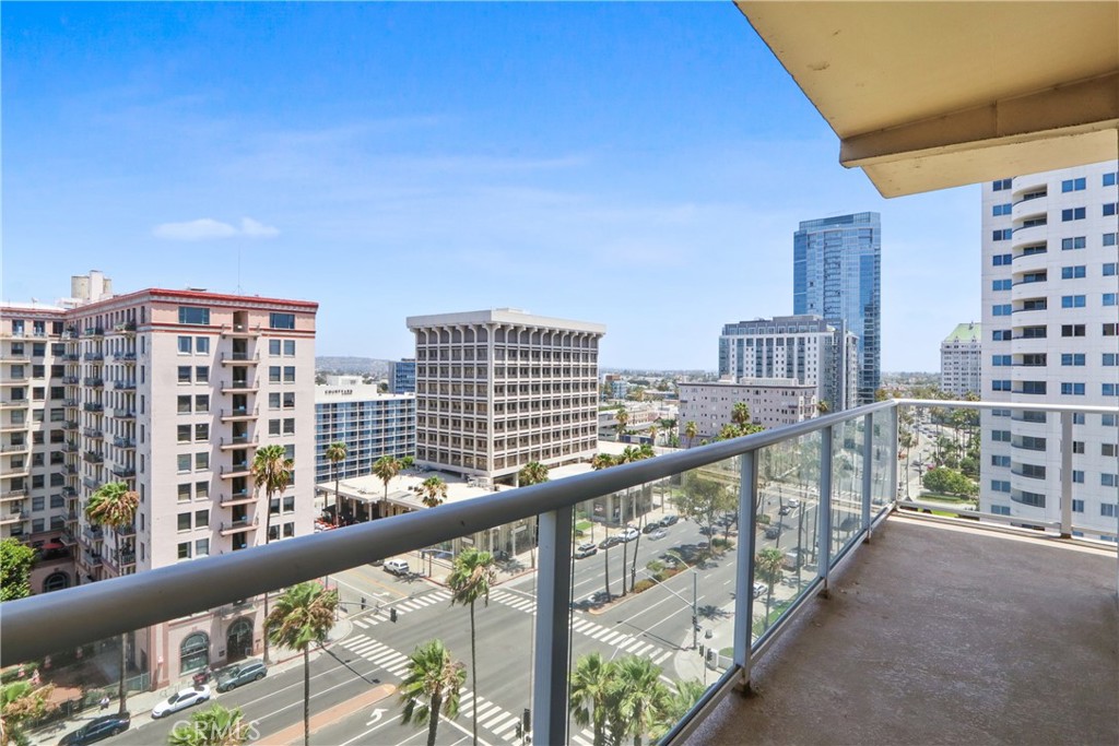 488 E Ocean Boulevard 1114 Property Photo 5