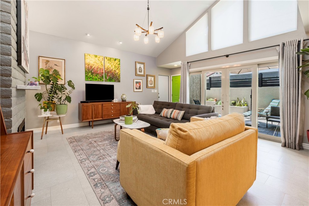 653 Park Property Photo 16