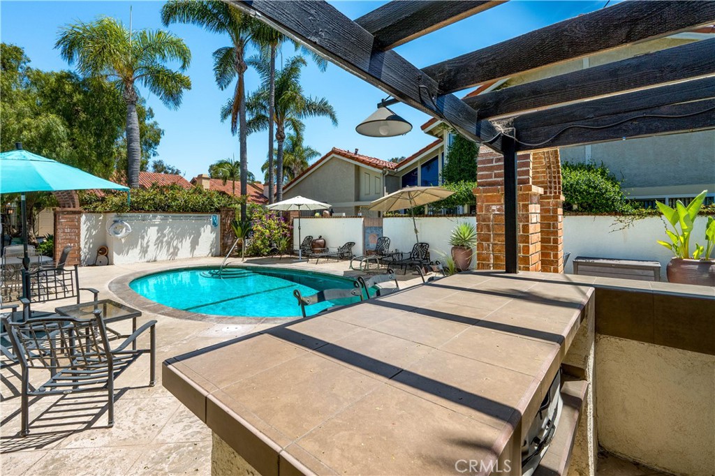 653 Park Property Photo 32