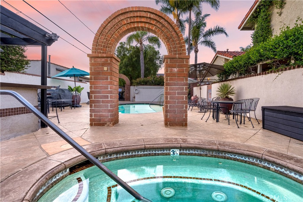 653 Park Property Photo 34