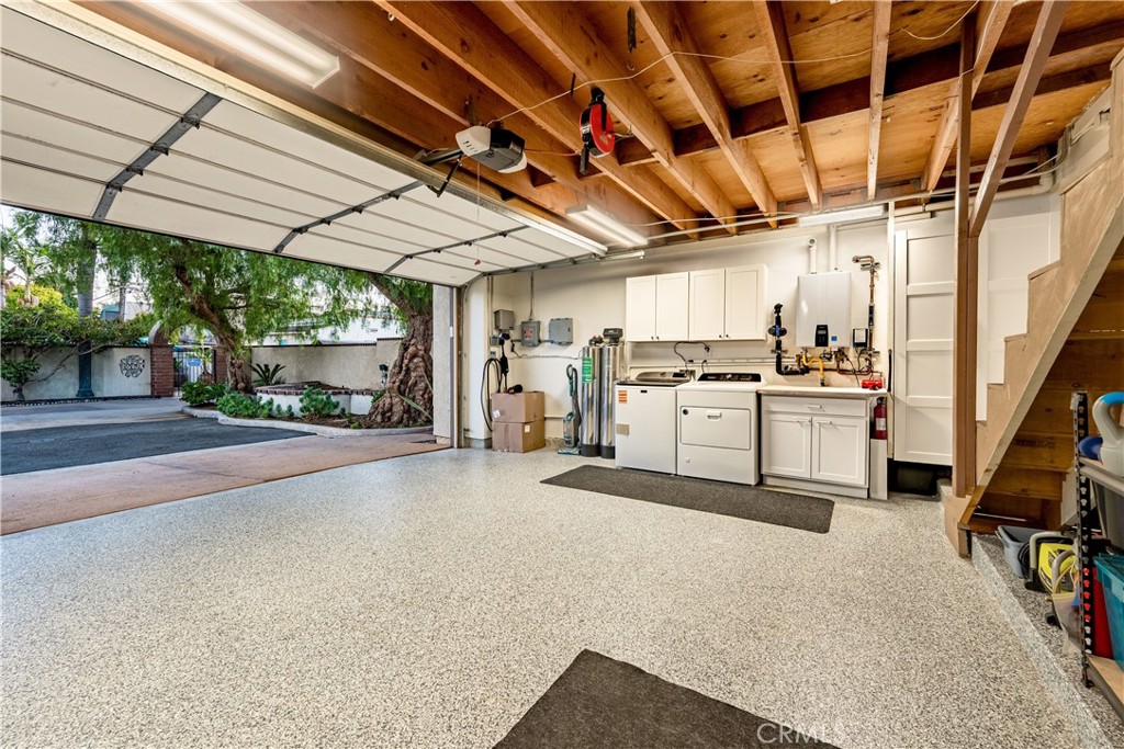 653 Park Property Photo 40