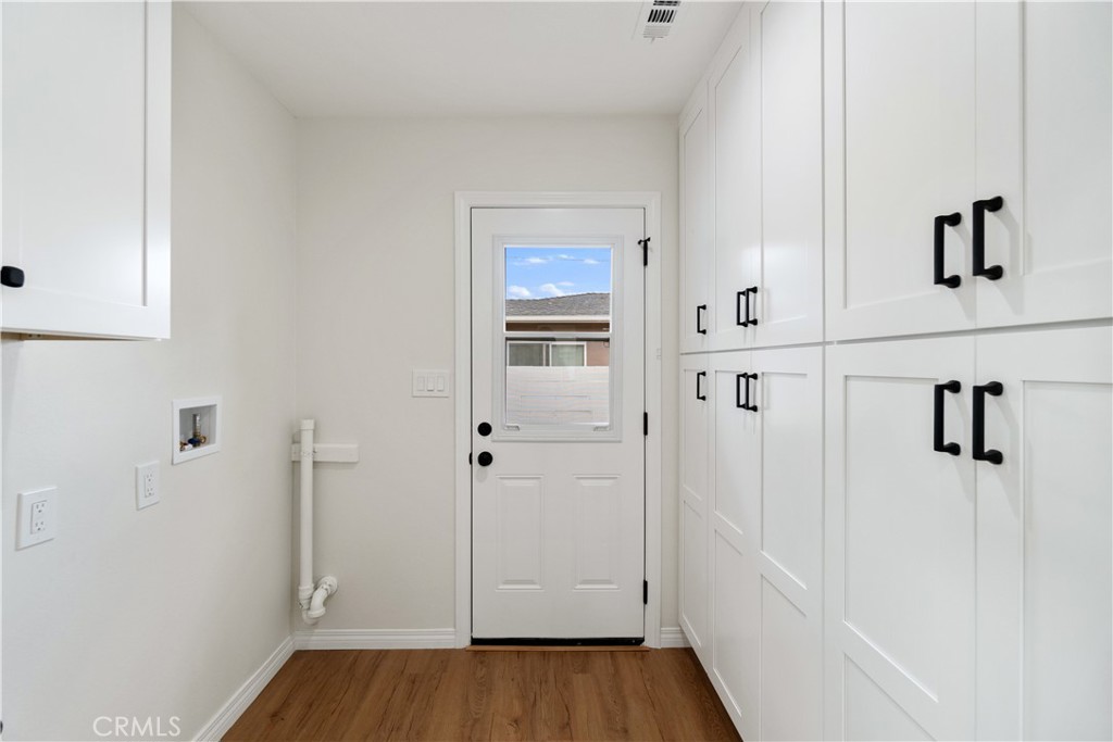 209 E Mayfair Property Photo 22