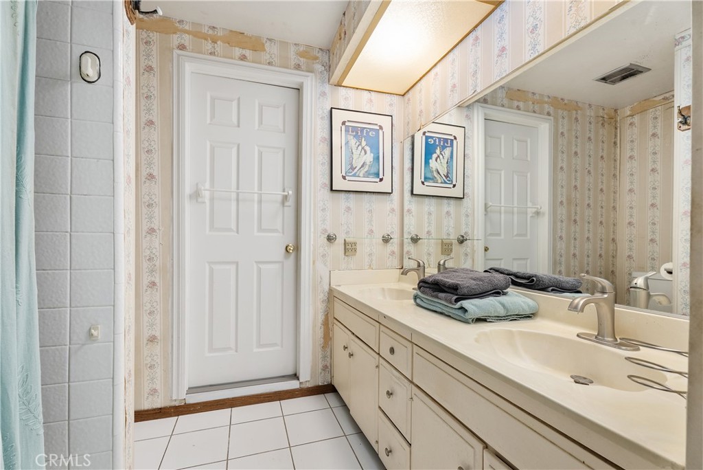 17802 La Entrada Property Photo 24