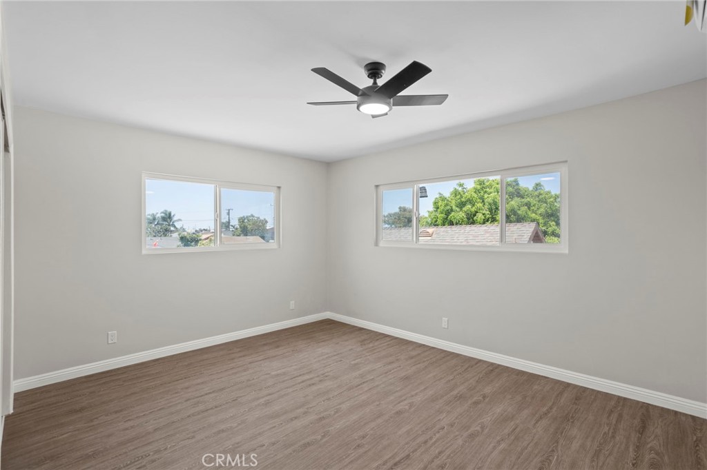1329 W 88th Property Photo 35