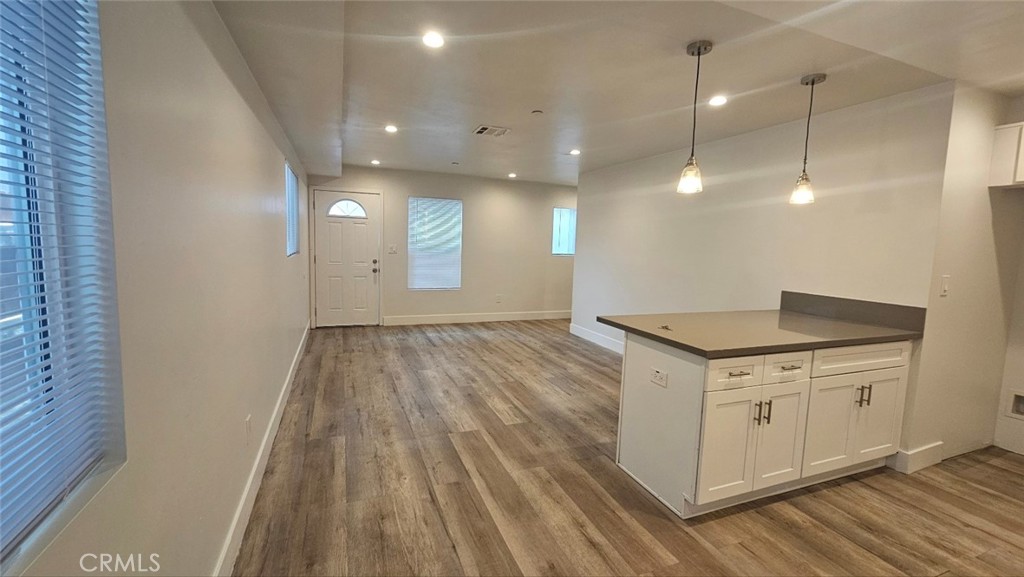 10962 1/2 Avalon Property Photo 9
