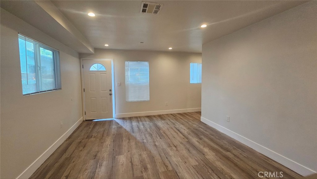 10962 1/2 Avalon Property Photo 19