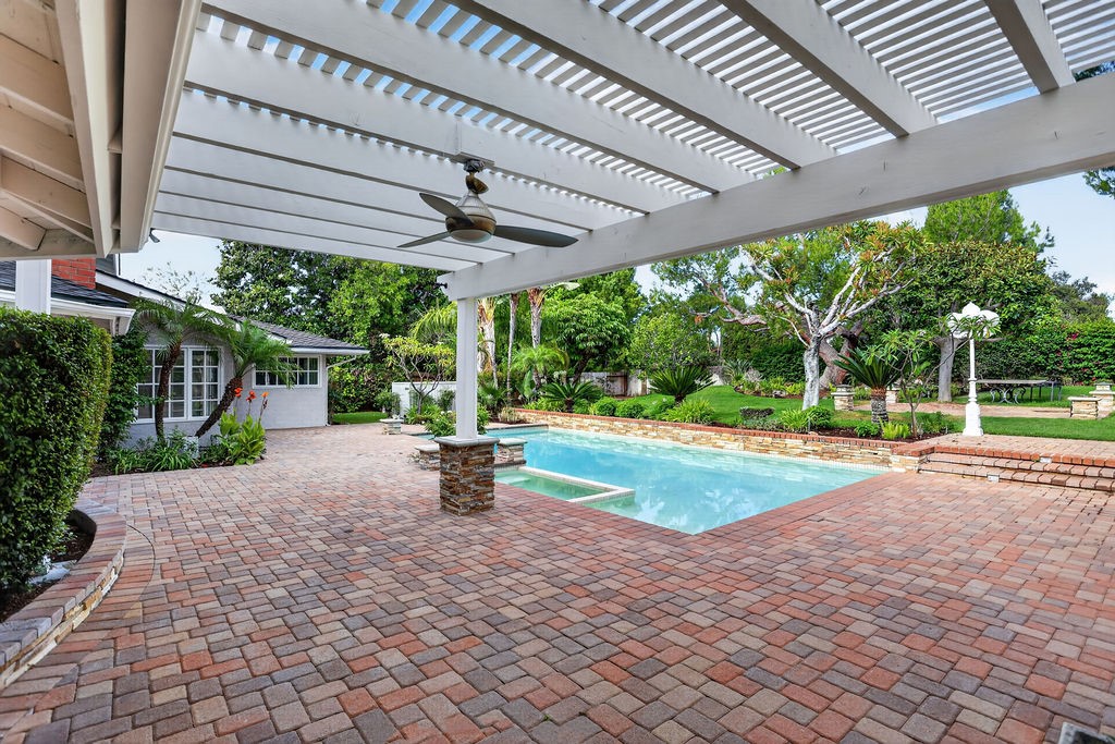 9761 Eastwood Property Photo 49