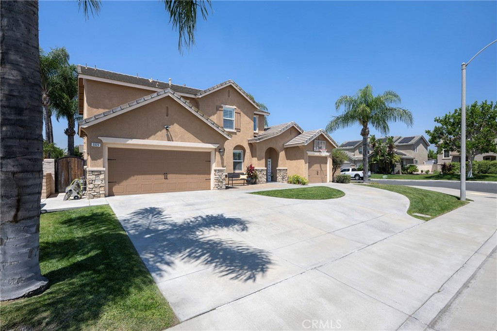 5929 Red Gold Property Photo 3