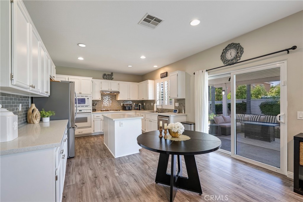 5929 Red Gold Property Photo 12
