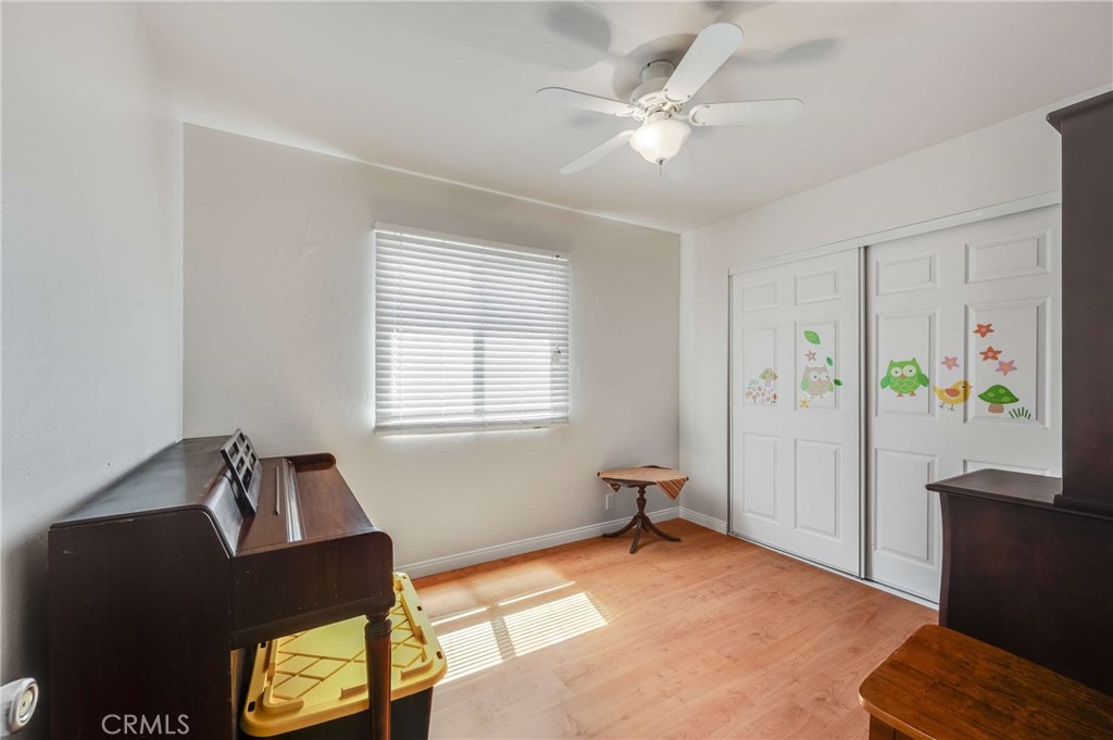 1414 E Silva Property Photo 18