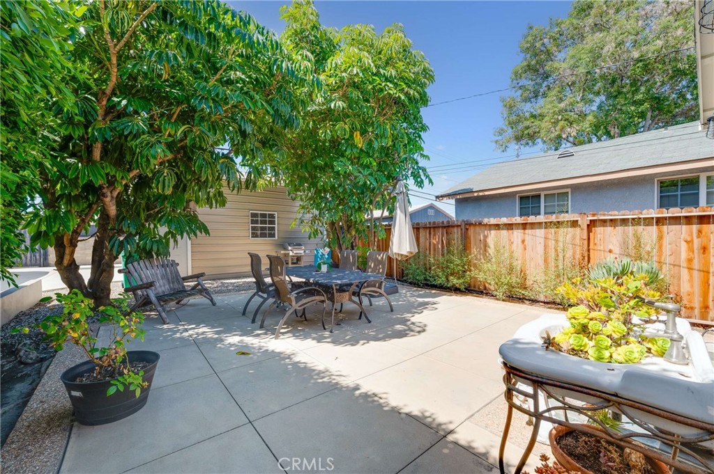 1414 E Silva Property Photo 26