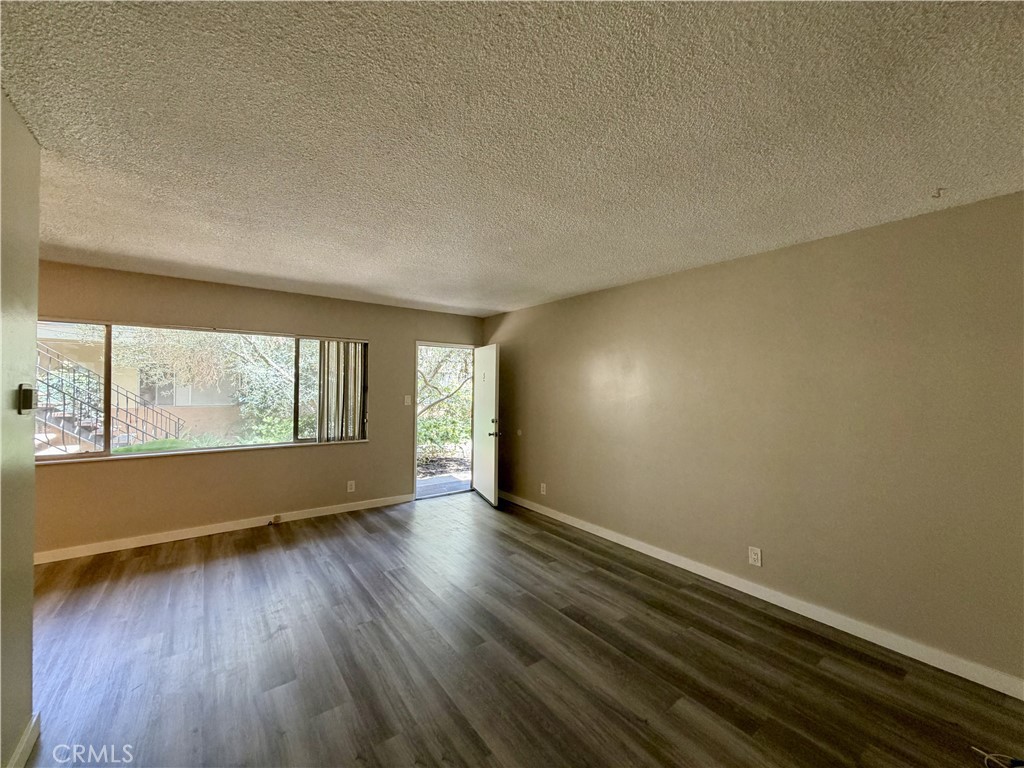 2309 Cedar Property Photo 3