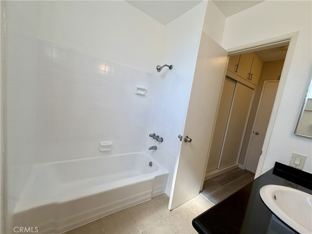 2309 Cedar Property Photo 11