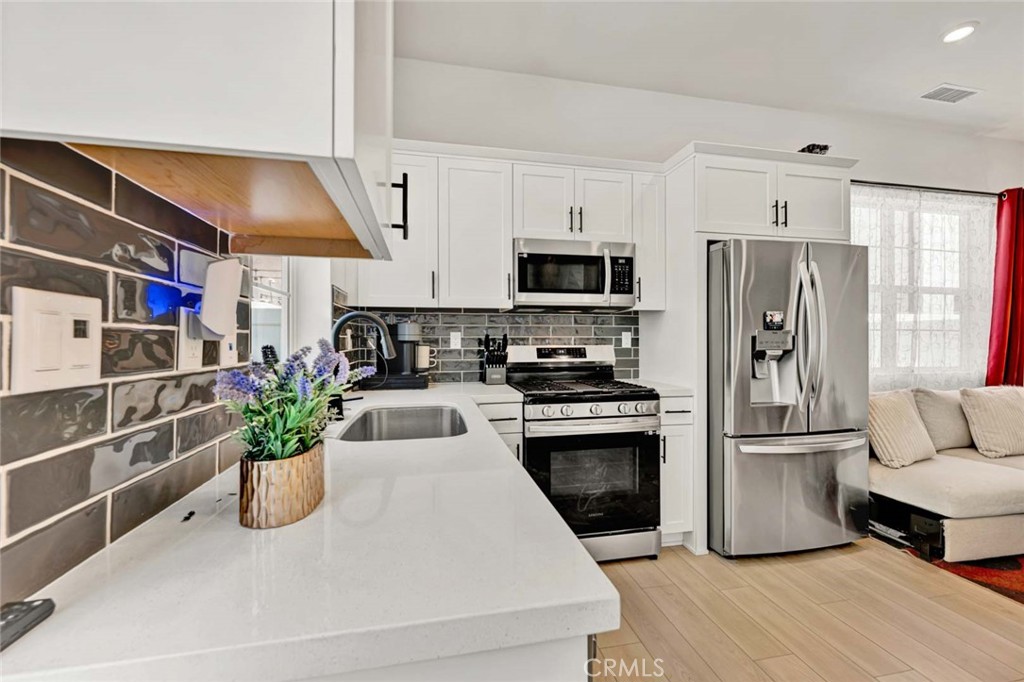 2412 E Encanto Paseo Property Photo 6