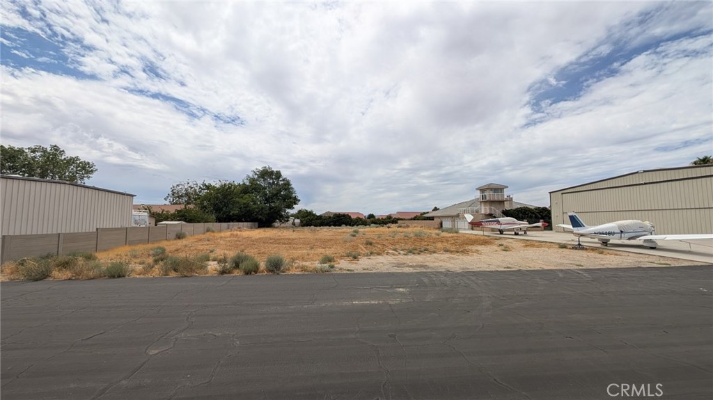 4261 Stetson Property Photo 4