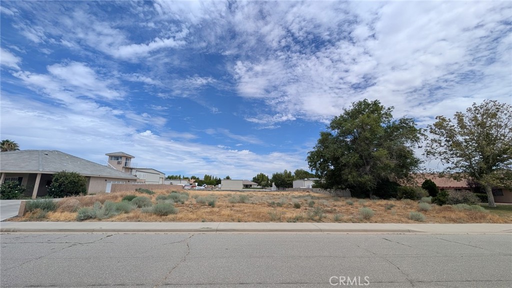 4261 Stetson Property Photo 5