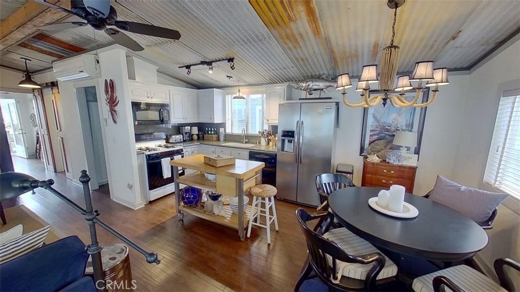 53 Riversea Road Property Photo 12