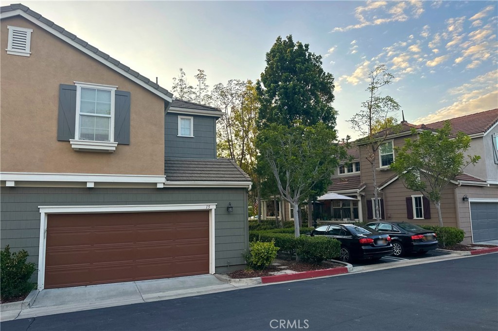 15 Elmhurst Property Photo 2